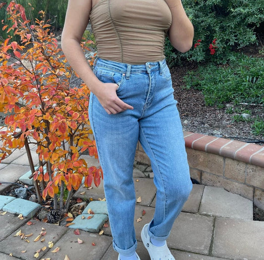 First Class Mom Jeans