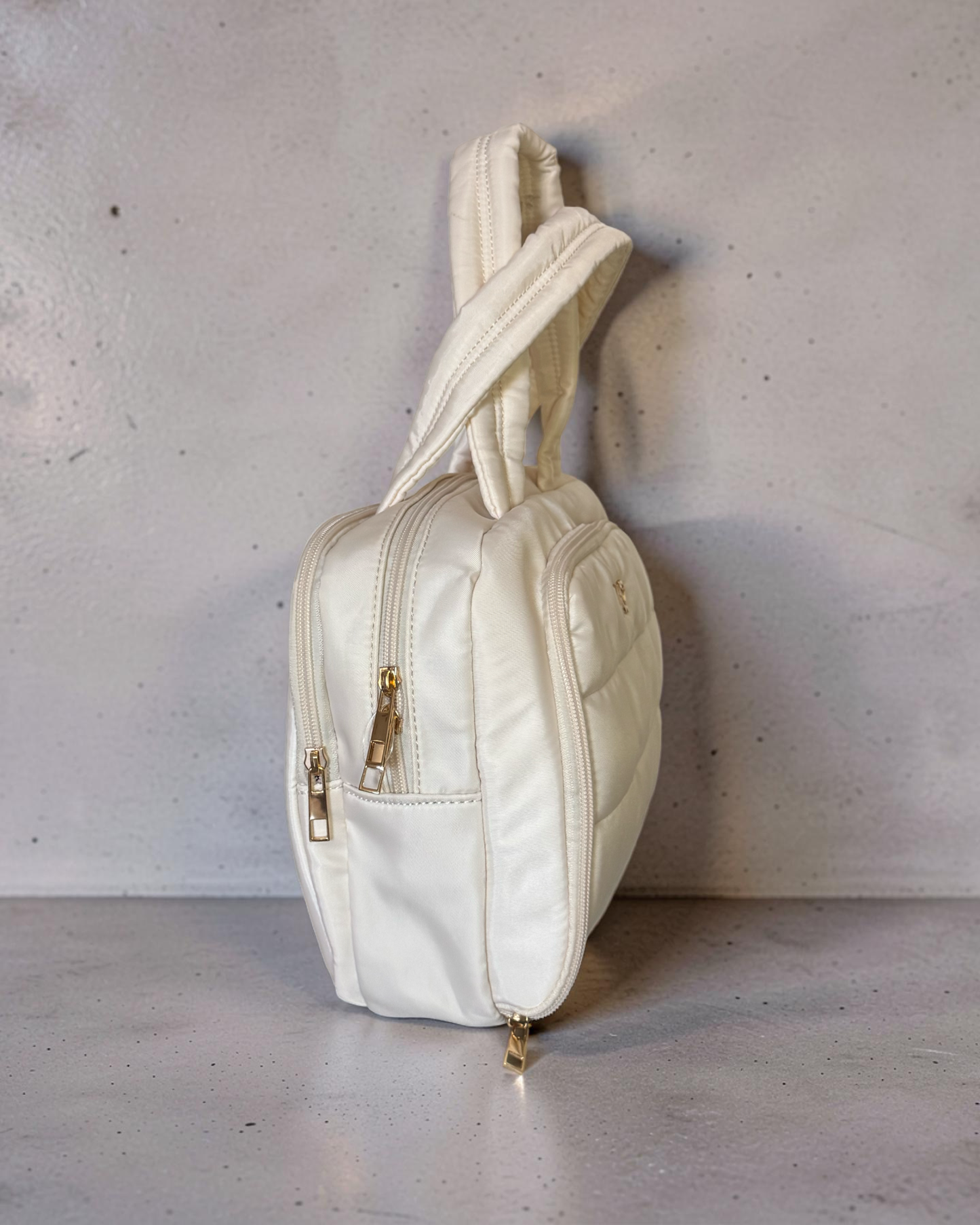 Pearl Beauty Travel Case